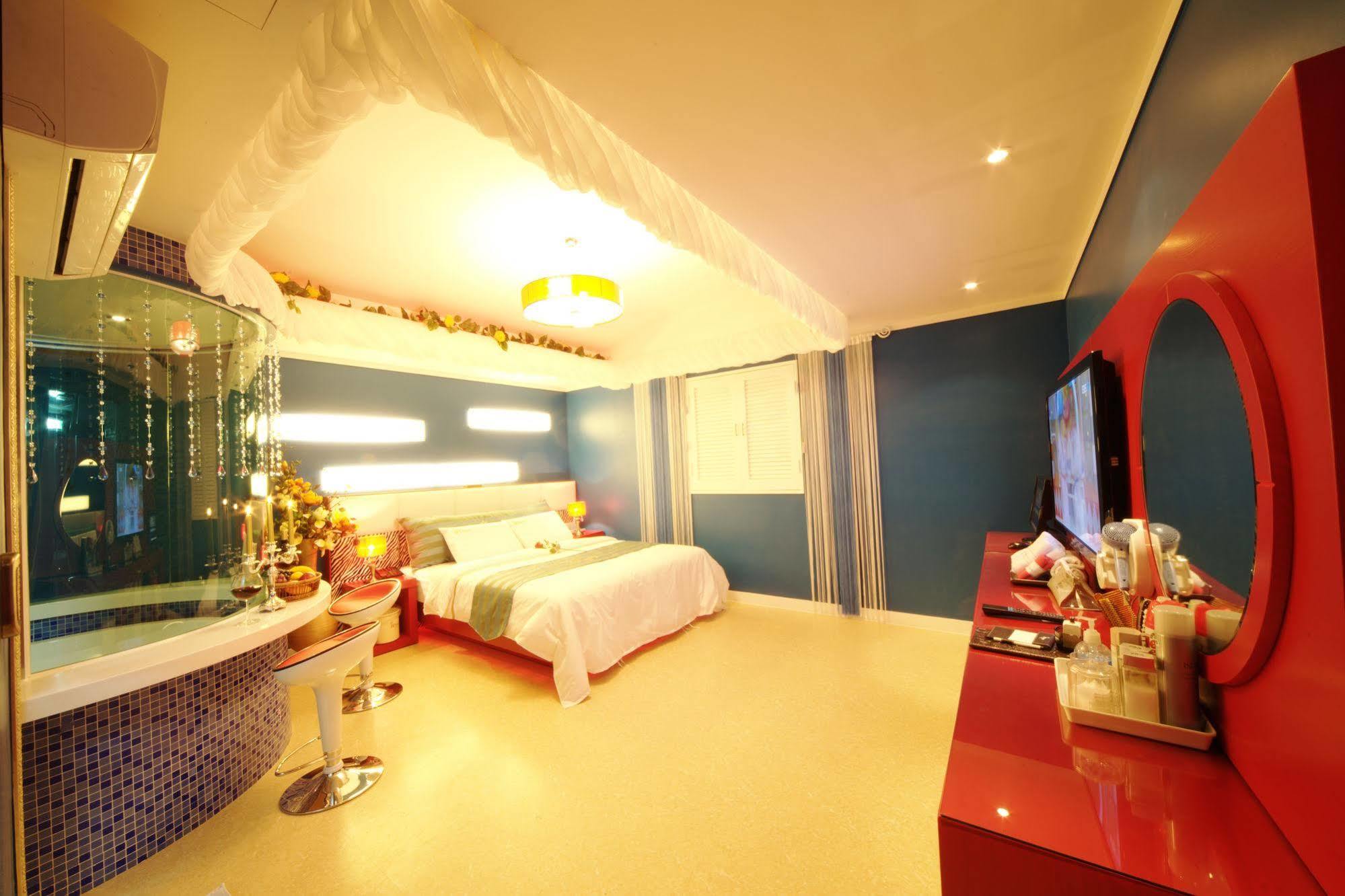 Ivy Hotel Ansan Exterior foto